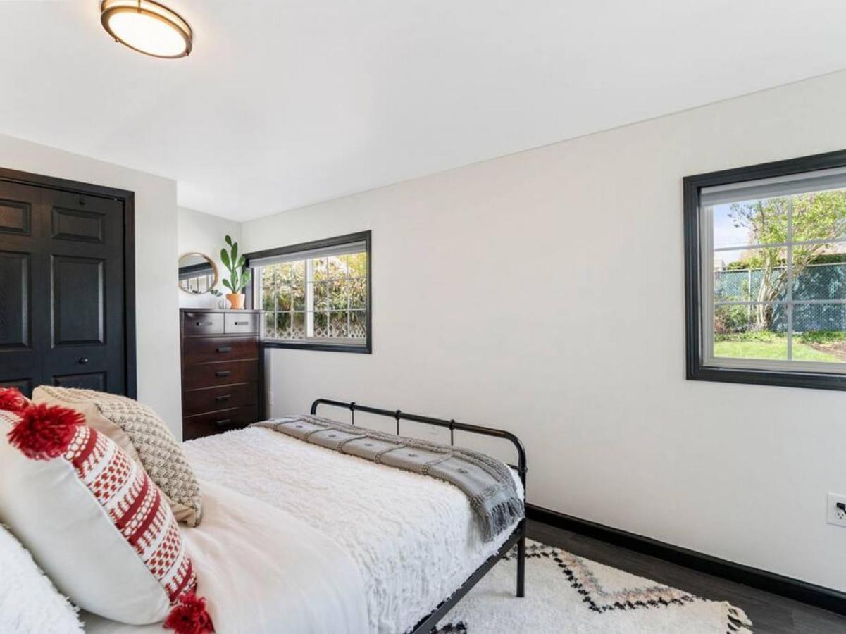 Picture Perfect Bungalow In The Heart Of Dt Vancouver Exterior foto